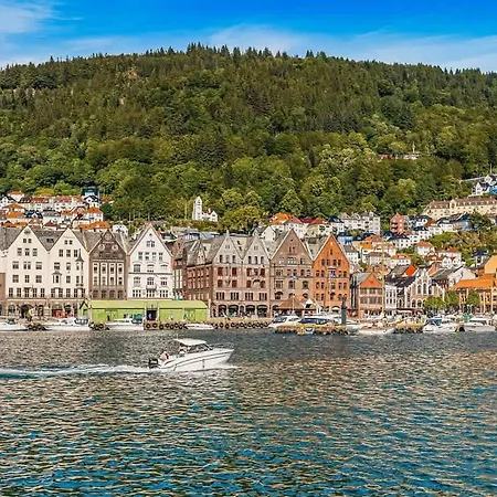 Leilighet Dinbnb I Charming 3-bedroom In The Heart Of The Bergen