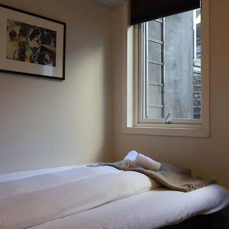 Leilighet Dinbnb I Charming 3-bedroom In The Heart Of The *