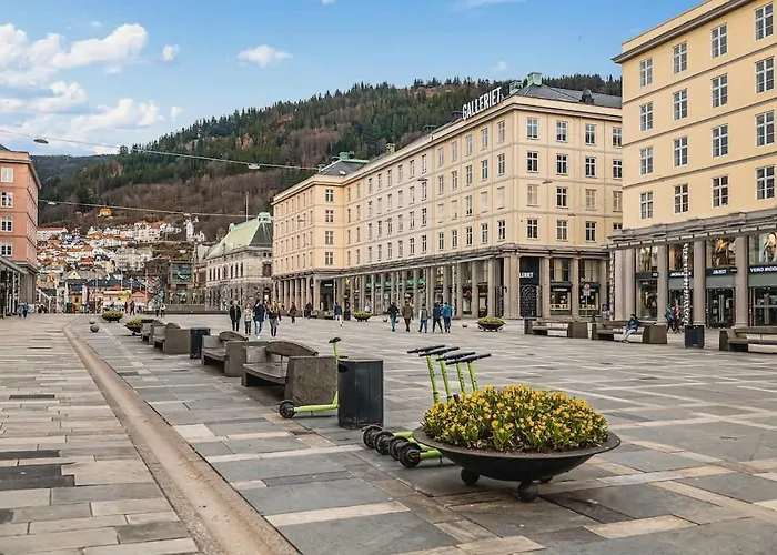 Apartment Dinbnb I Charming 3-bedroom In The Heart Of The